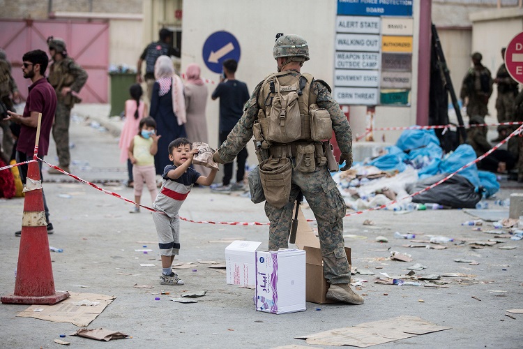 Afghanistan airport child